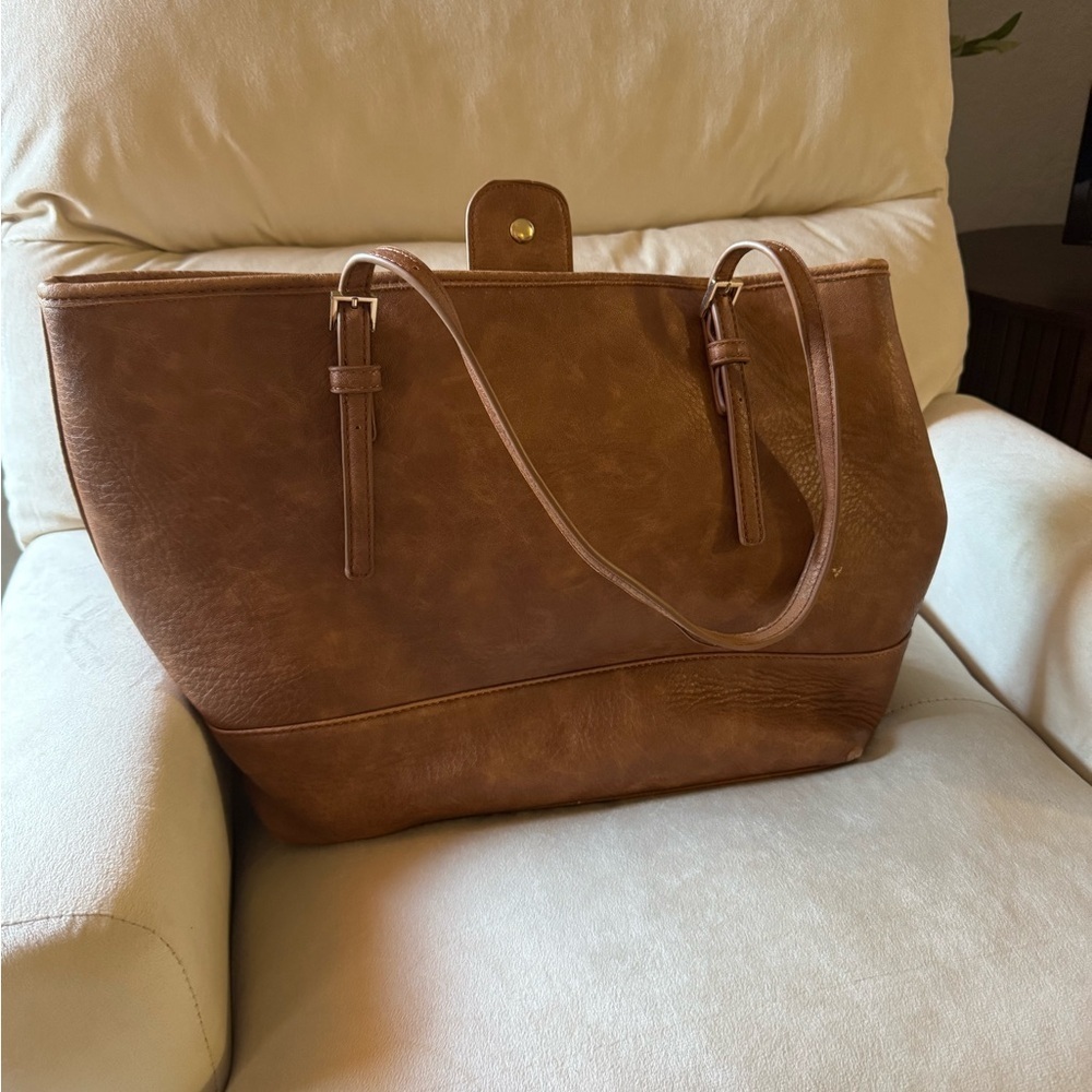 Urban Expressions Brown Vegan Leather Tote w Pouch – Striped Lining